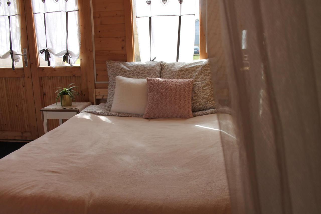 Chavagne Chambre Studio Photo Chalet Sdb Partagee A Proximite מראה חיצוני תמונה