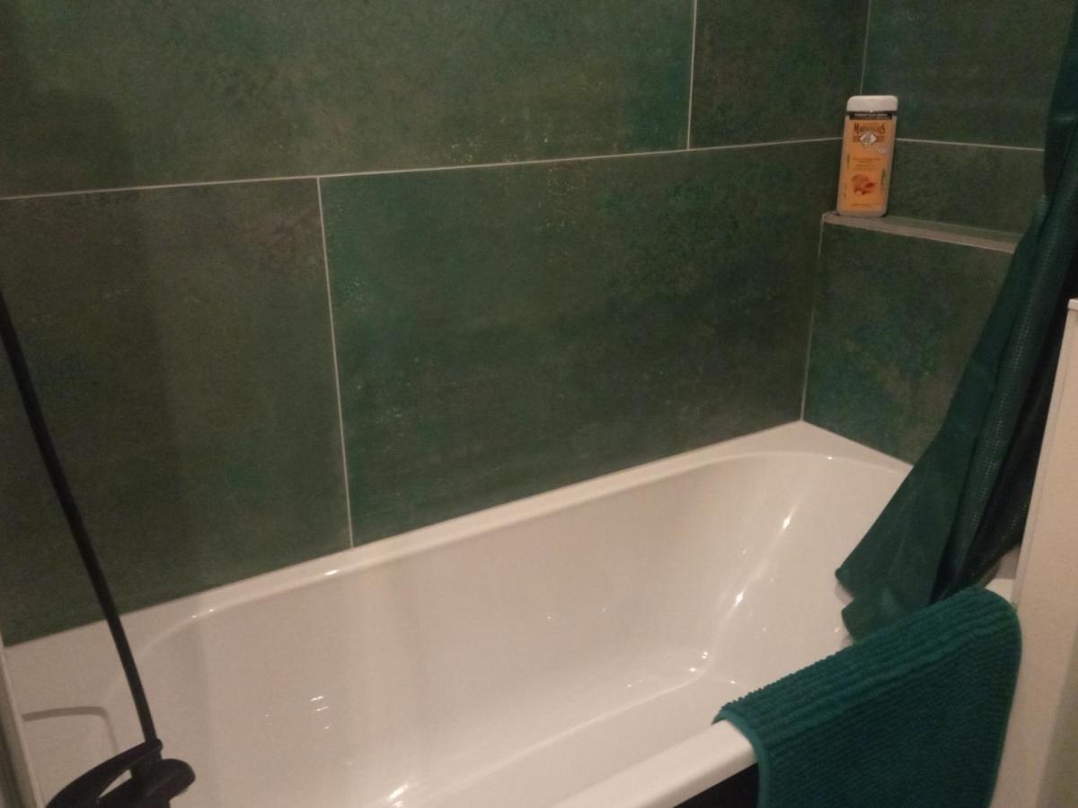 Chavagne Chambre Studio Photo Chalet Sdb Partagee A Proximite מראה חיצוני תמונה